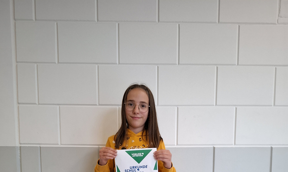 Kim Schelasin gewinnt den Schulentscheid an der Alex-Deutsch-Schule Wellesweiler